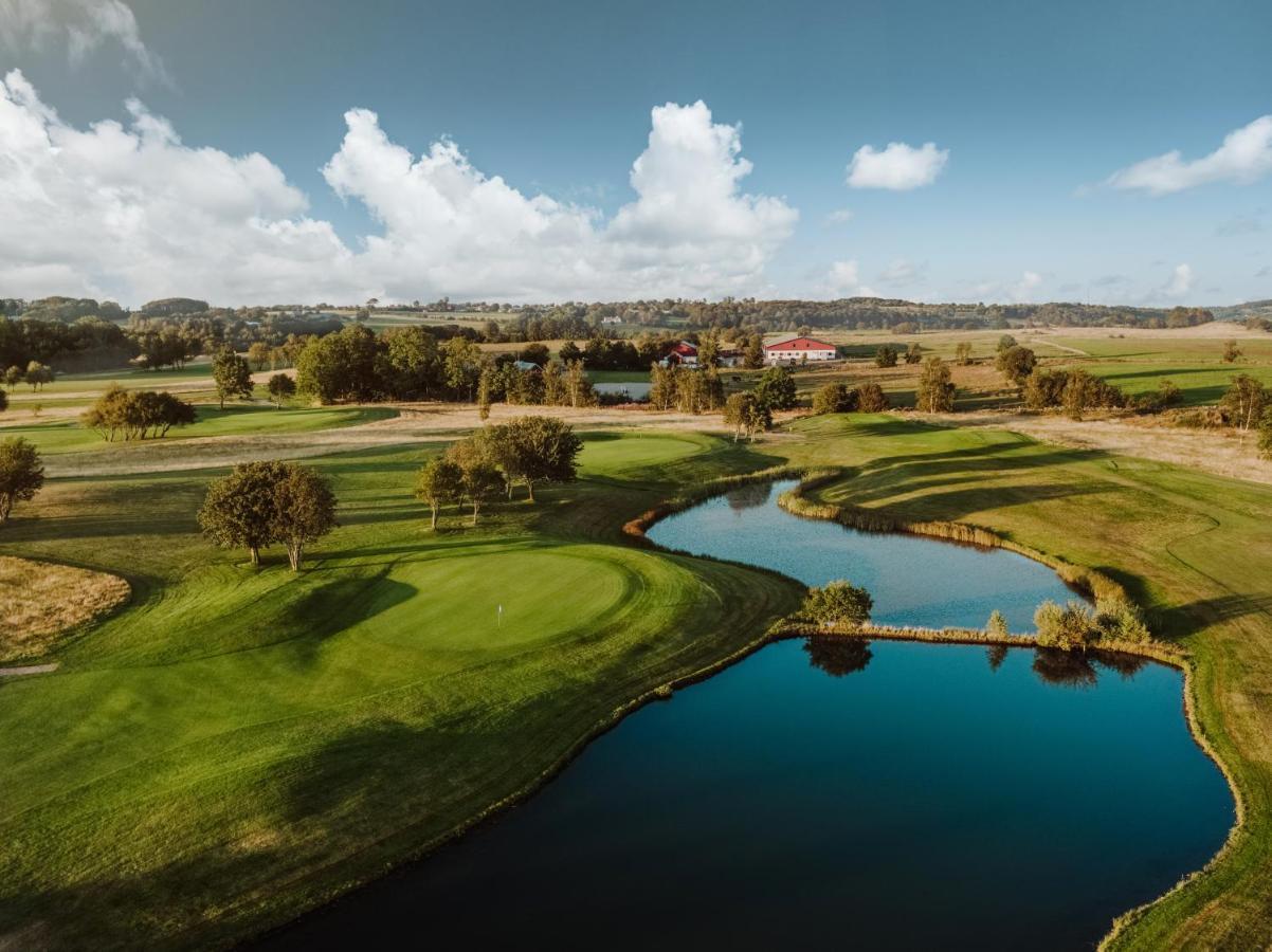 Bjaere Golfklubb Hotel & Lodge Båstad Buitenkant foto