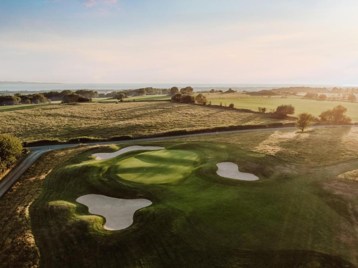 Bjaere Golfklubb Hotel & Lodge Båstad Buitenkant foto